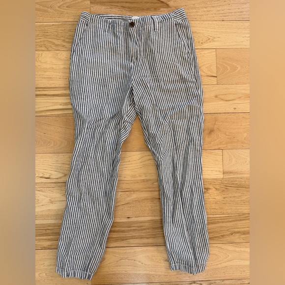 GAP Pants - GAP linen/ cotton blend chino size 4